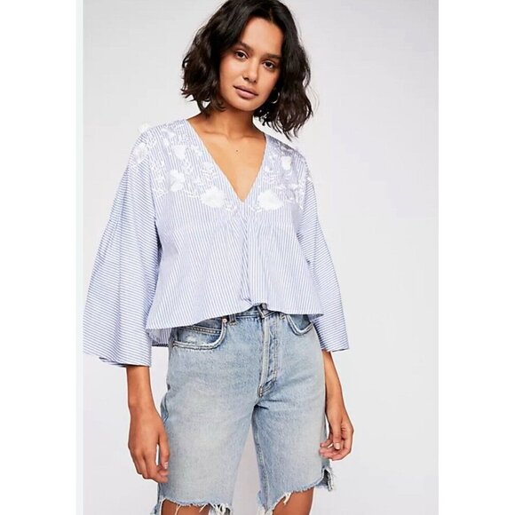 Free People Liya Embroidered Top Sz XS tunic Boho Summer Travel Kimono Sleeve - Picture 1 of 6